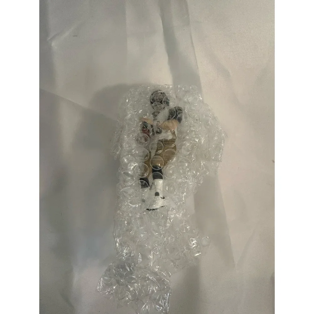 Hallmark Ornament 2002 Kurt Warner Football Legends Figurine W/ Card
